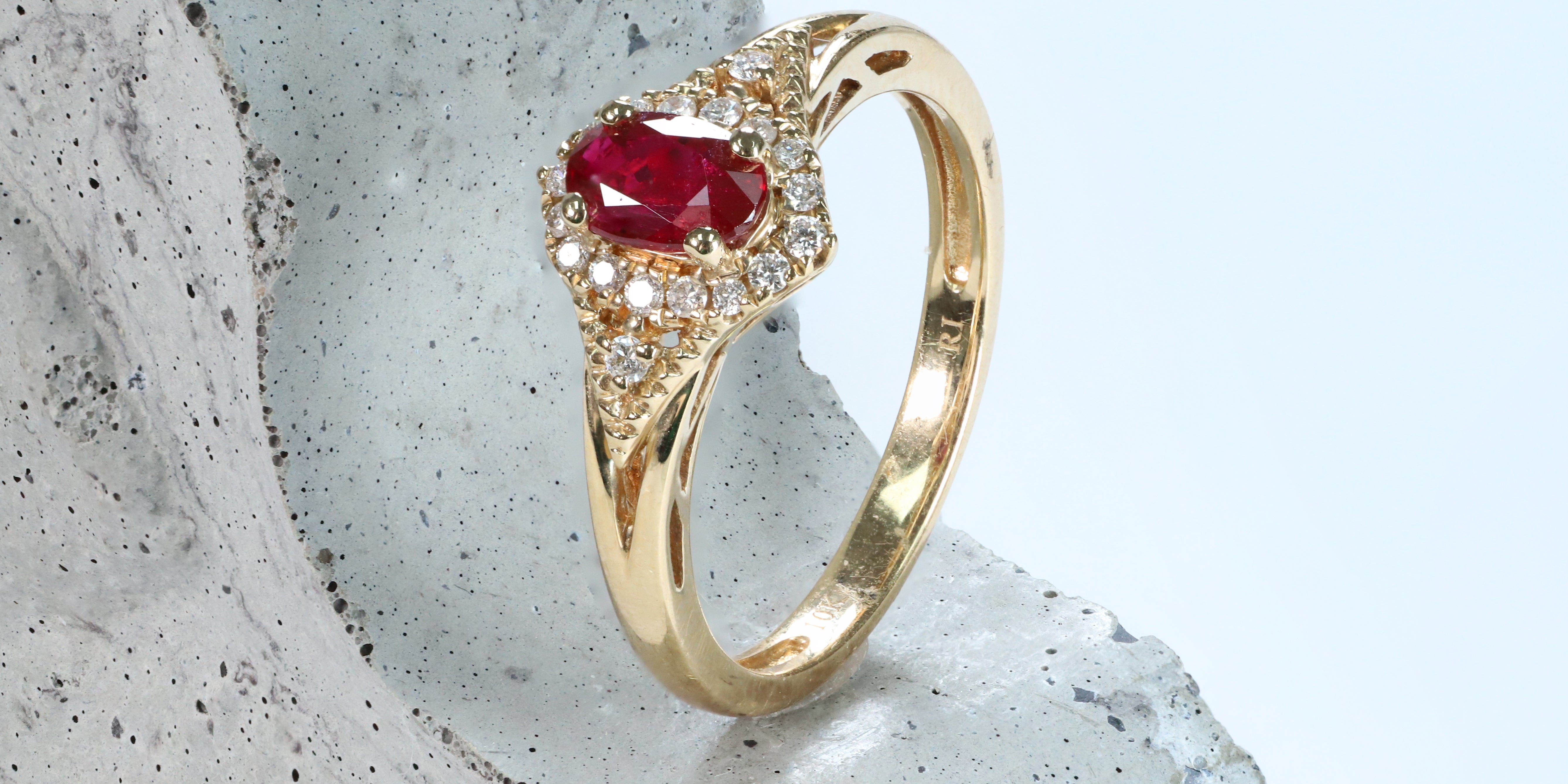 Why is Genuine Gemstone Jewelry a Good Investment ?
